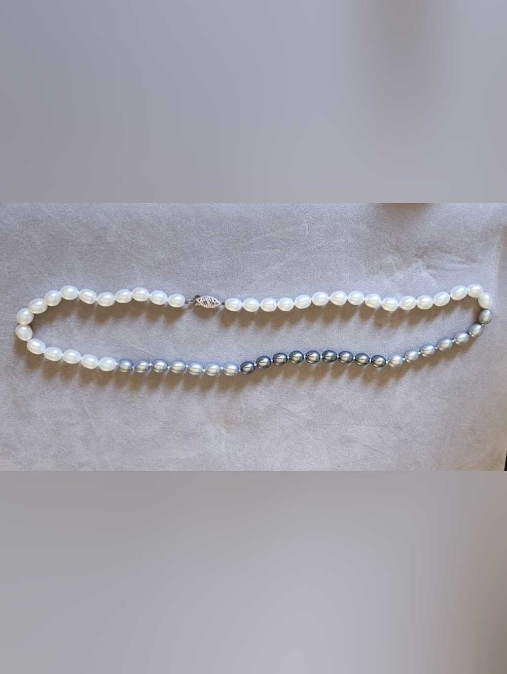 VTG White Gray Ombre Cultured Potato Pearl 18" Necklace 14K White Gold EUC!